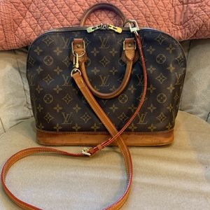 Louis Vuitton Alma PM